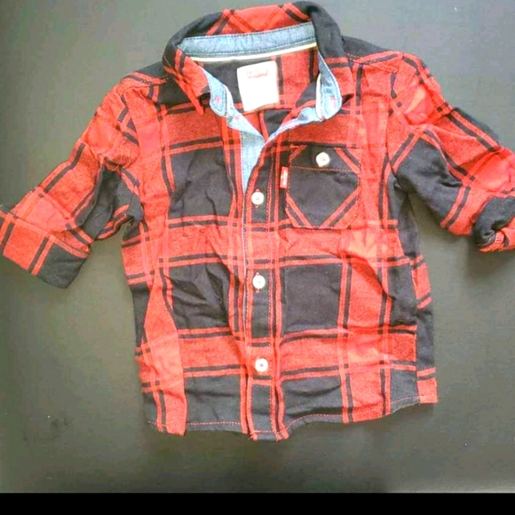 Levis button up - Picture 1 of 1